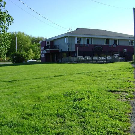 The Fort Nashwaak Motel フレデリクトン エクステリア 写真