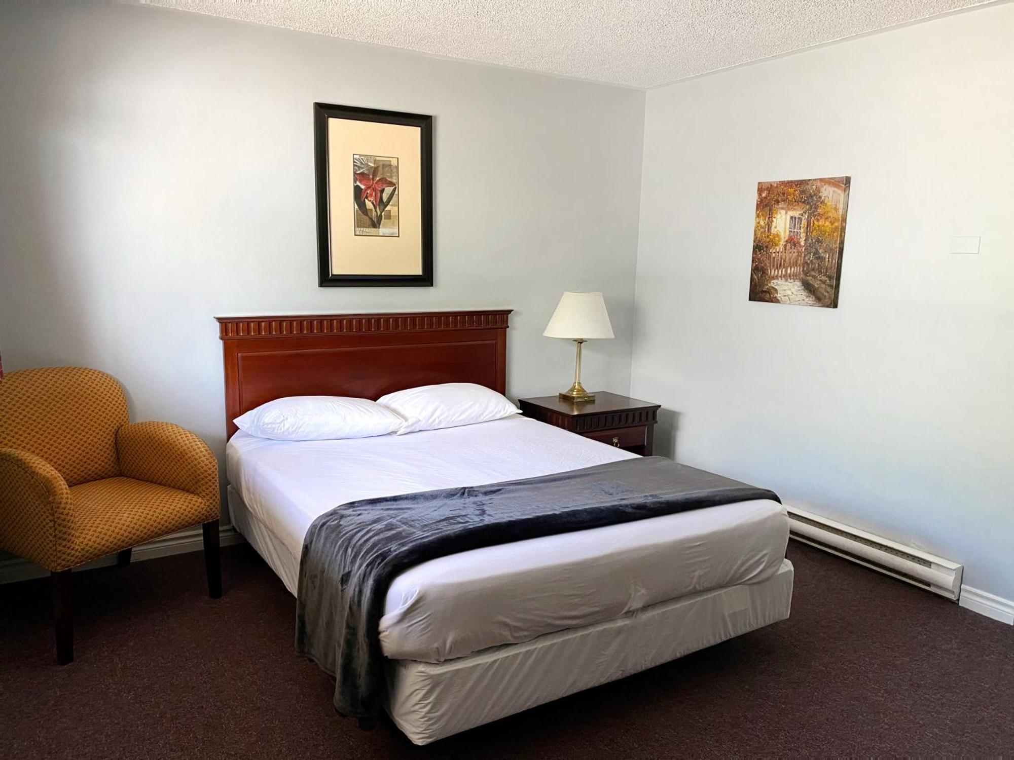 The Fort Nashwaak Motel フレデリクトン エクステリア 写真
